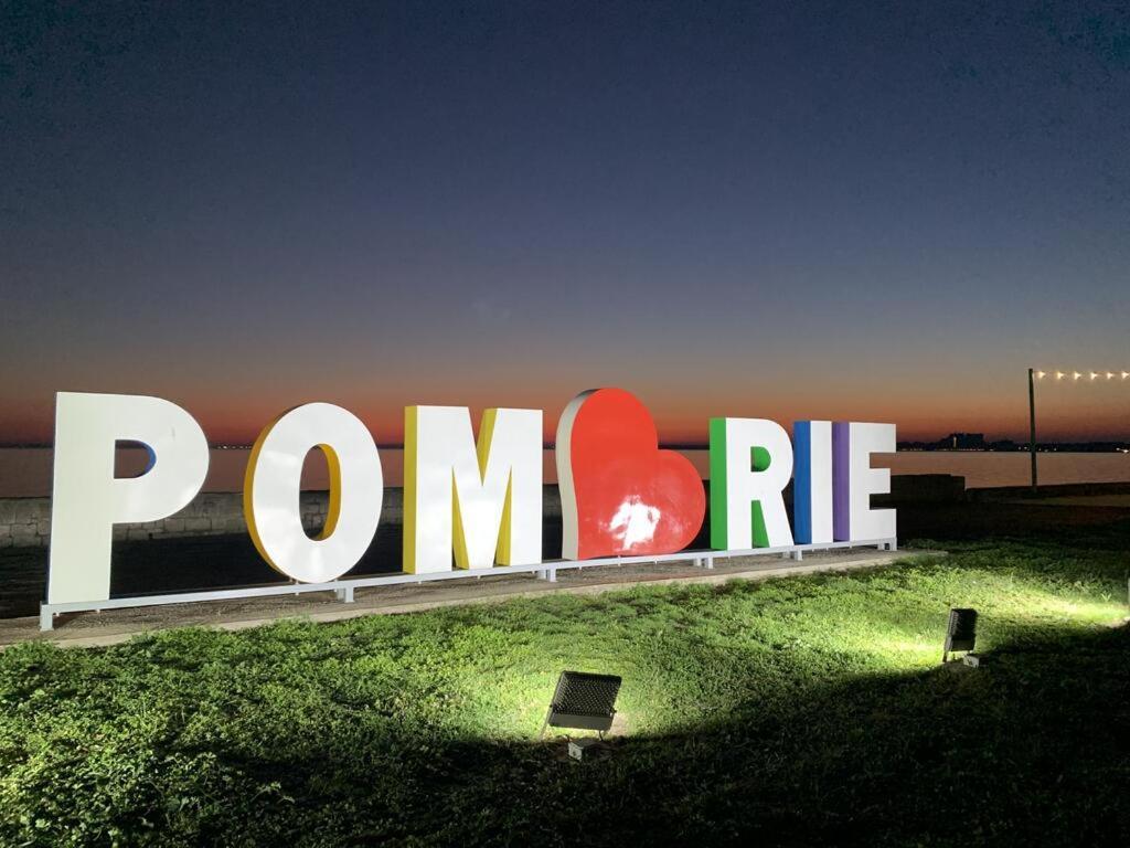 Hotel Zeus Pomorie Esterno foto