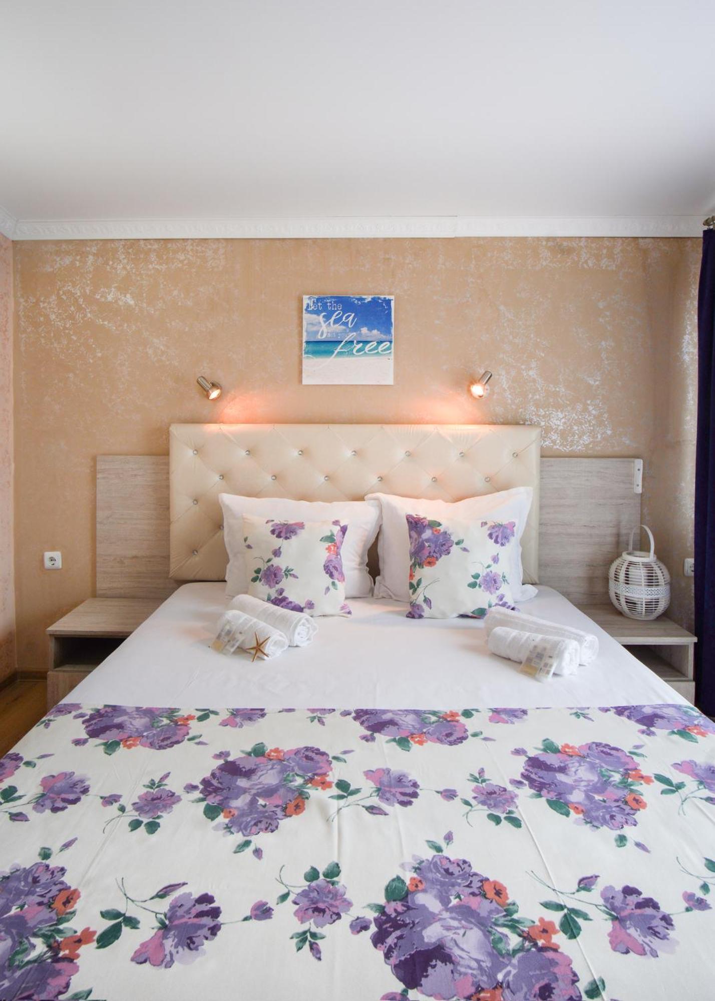 Hotel Zeus Pomorie Esterno foto
