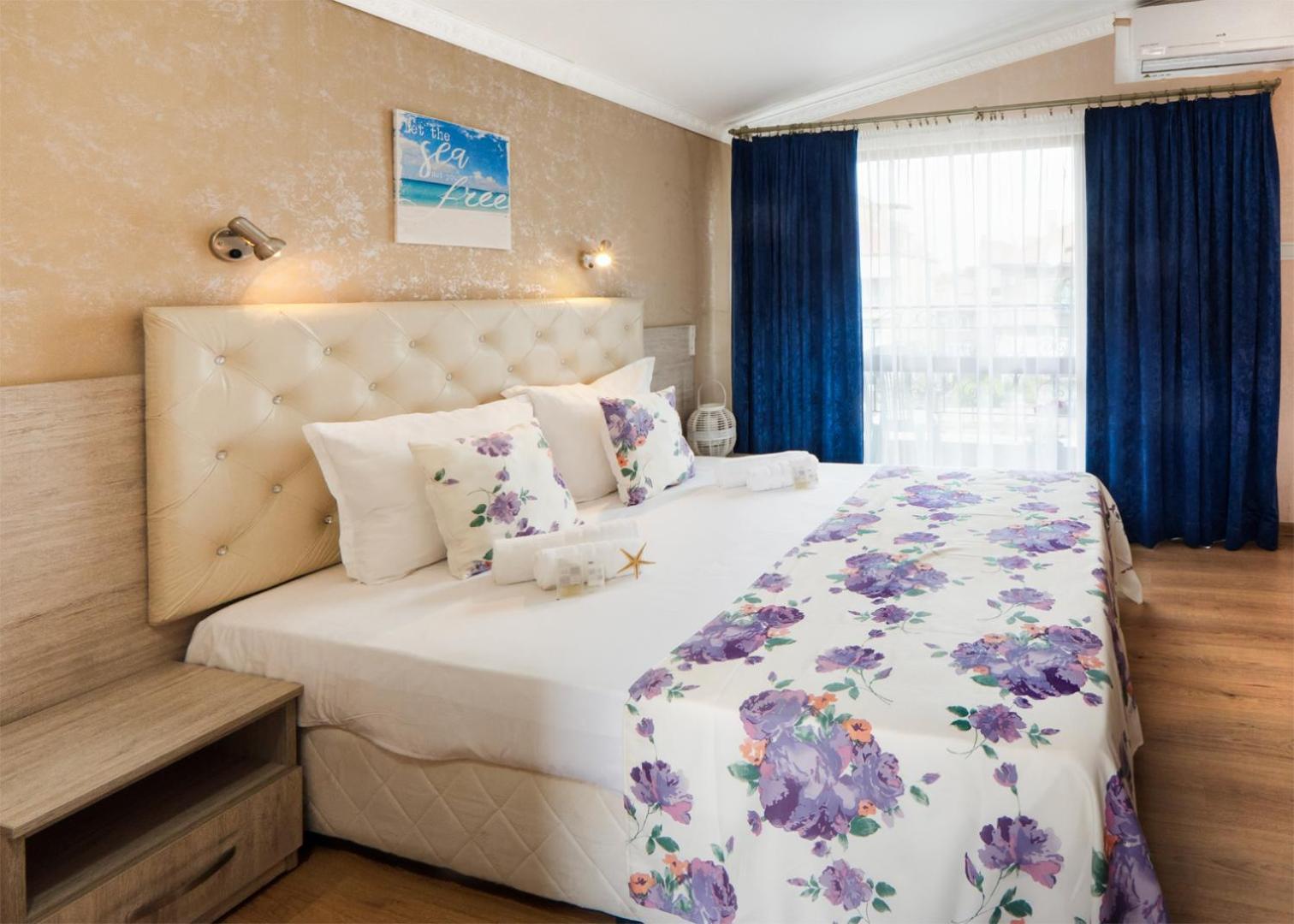 Hotel Zeus Pomorie Esterno foto